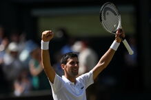 Djokovic vence jogo dos quartos de final em Wimbledon