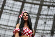 Adeptas deslumbram nas bancadas do Mundial