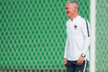 Didier Deschamps num dos treinos para o Mundial