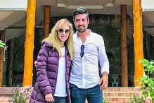 Judite de Sousa em reportagem na Tailândia