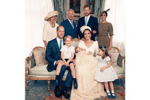 Casa real divulga fotografias do batizado do príncipe Louis