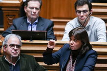 2018-01-09_18_21.17 catarina martins parlamento.JPG