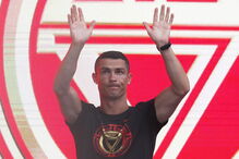 Cristiano Ronaldo visita a China