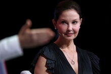 Ashley Judd acusou o produtor Harvey Weinstein de assédio sexual