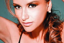 Lilian Calixto, de 46 anos, morreu após cirurgia para aumentar os glúteos