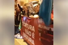 Manifestantes protestam contra touradas na Póvoa de Varzim 
