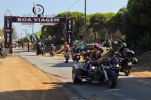 Motociclistas de todo o mundo rumam a Faro
