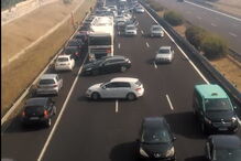 Incêndio na zona de Palmela leva condutores a guiar em contramão na A12	