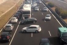 Incêndio junto à A12 em Palmela leva condutores a guiar em contramão