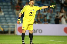 Karius volta a falhar e Casillas tenta apaziguar a polémica