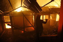 Graves incêndios matam na Grécia	