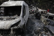 Terror dos incêndios assola a Grécia