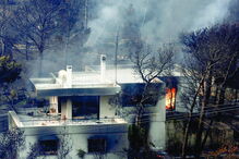 Chamas destruíram na Grécia