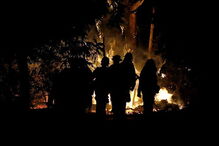 Fogos no norte da Califórnia matam duas pessoas e destroem dezenas de casas