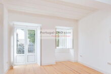 O prédio de Ricardo Robles em Alfama