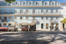 O prédio de Ricardo Robles em Alfama