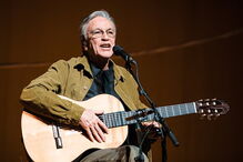 Caetano Veloso em palco