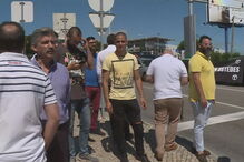 2018-07-31_11_50_01 Taxistas em protesto no aeroporto de Lisboa.jpg