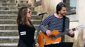 Daniela Mercury canta nas ruas de Sintra