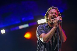Eddie Vedder, Pearl Jam