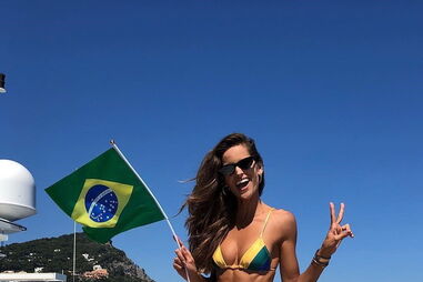 Izabel Goulart