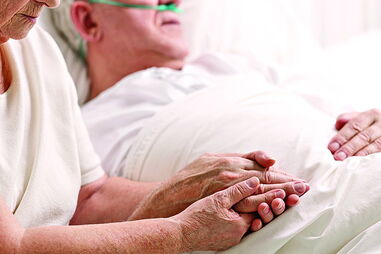 Doenças crónicas afetam mais mulheres, idosos e pessoas com menor escolaridade