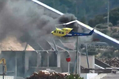 Combate ao fogo na fábrica da Celtejo, em Ródão