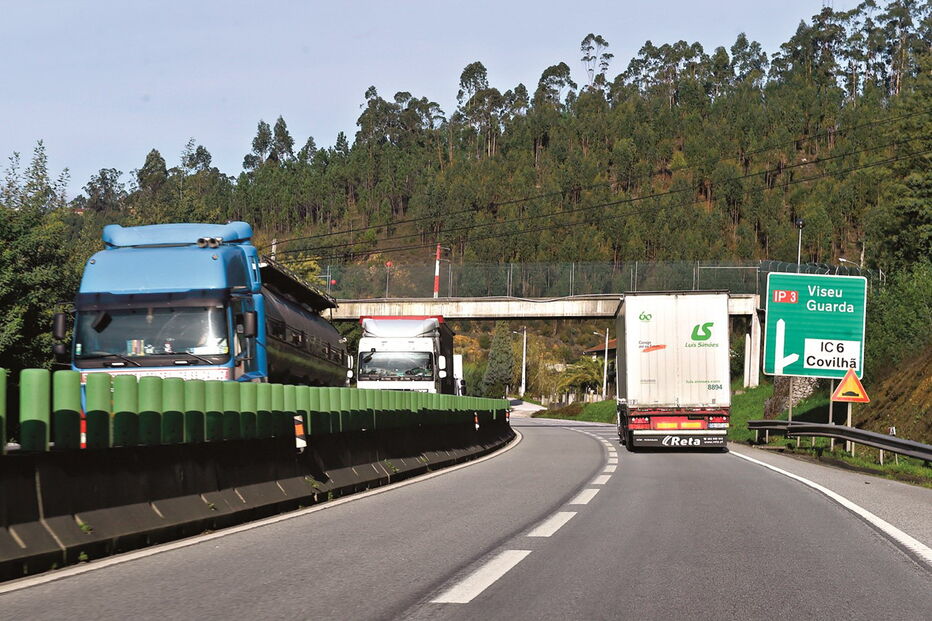 Zona entre Penacova e a Lagoa Azul do traçado do IP3 vai ser alvo de intervenção até junho do próximo ano