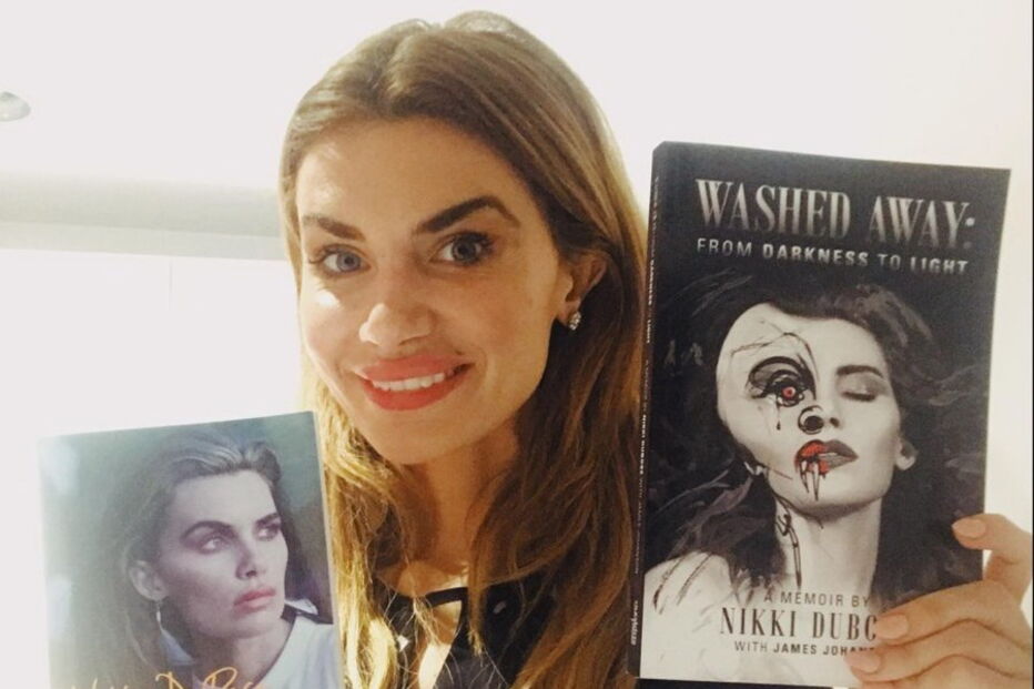 Mulher abusada sexualmente pela mãe torna-se viciada em sexo