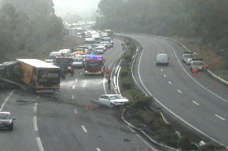 Acidente com camião em Braga