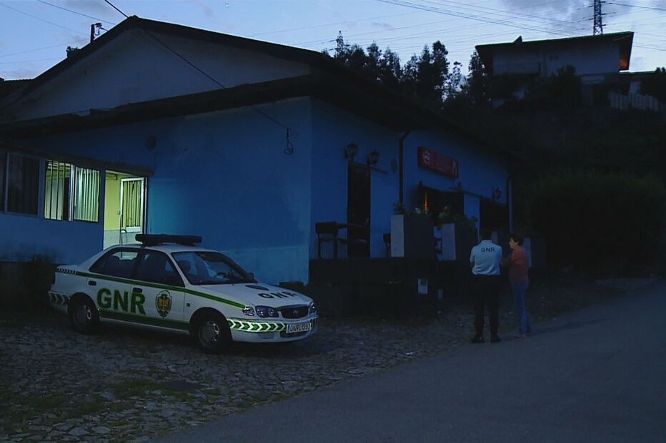 Mulher esfaqueada pelo namorado em bar de Famalicão