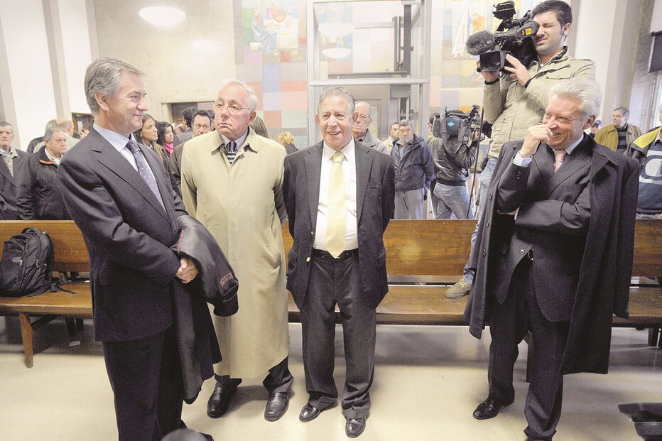 Armando Vara viu o Supremo Tribunal de Justiça confirmar a pena de prisão efetiva decidida pela Relação. Agora resta o Constitucional 