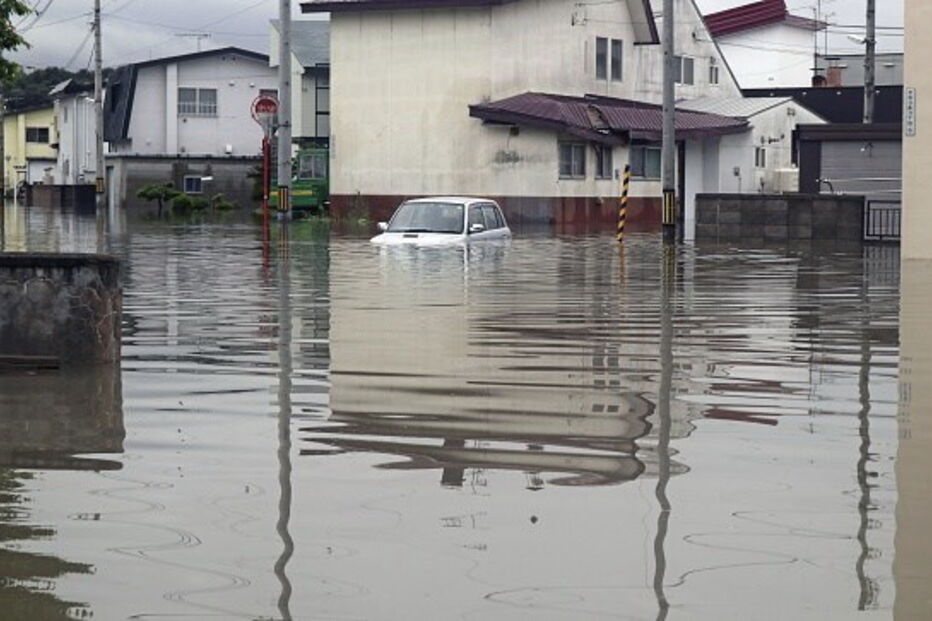 Chuvas torrenciais forçam evacuação de Quioto