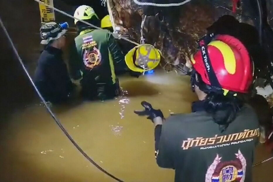 resgate, Tailândia, gruta, voluntários, crianças