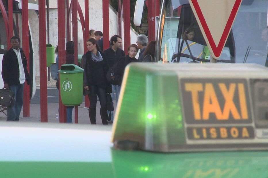 taxista, turista, Lisboa, agressão