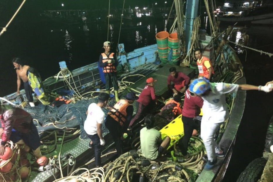 Sete turistas desaparecidos em naufrágio na Tailândia 