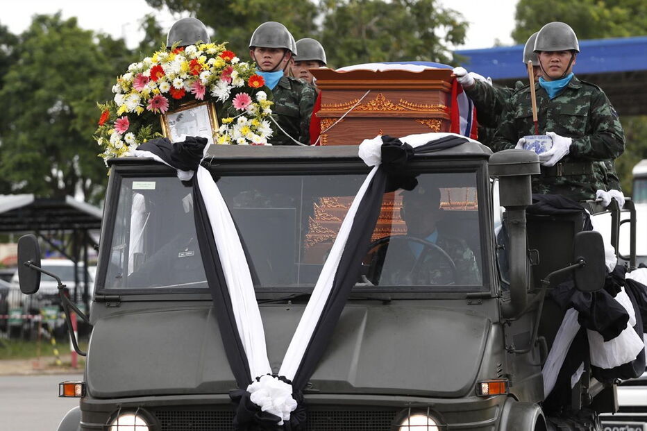 As imagens da despedida do mergulhador