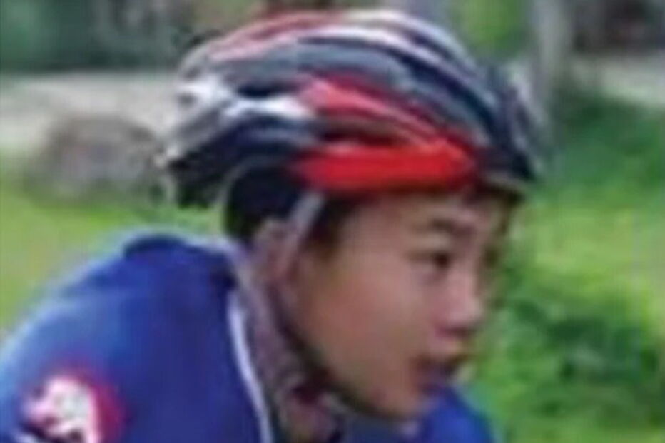 Peerapat Sompiangjai, de 16 anos, é conhecido por Night