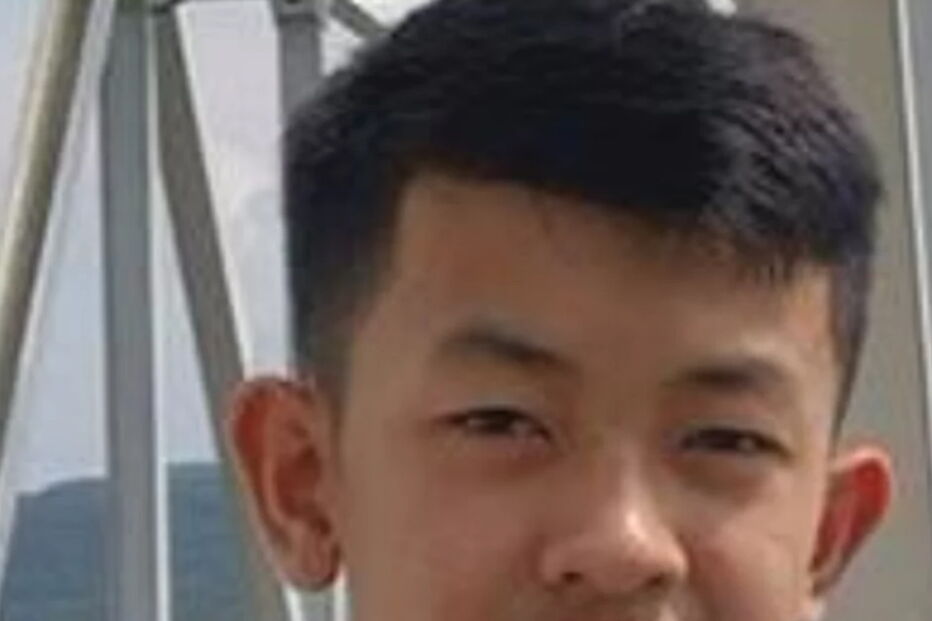 Pornchai Kamluang, de 16 anos, conhecido como Tee. É defesa na equipa e considerado um dos melhores jogadores