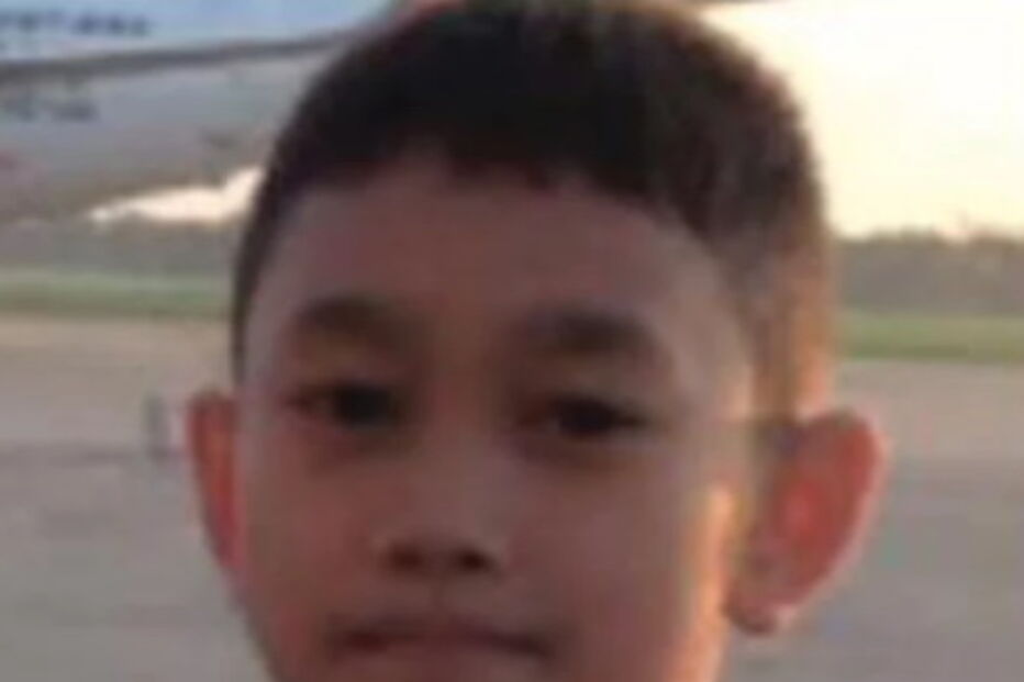 Nattawut Takamsai tem 14 anos e é conhecido por Tle