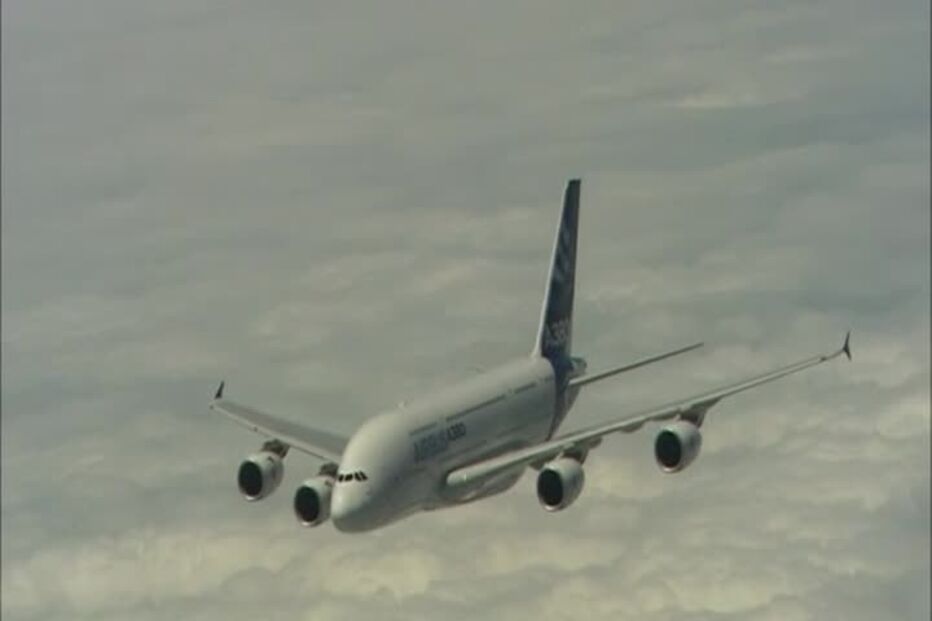 A380-taxi-take-off-flight_F-0x360-1000k