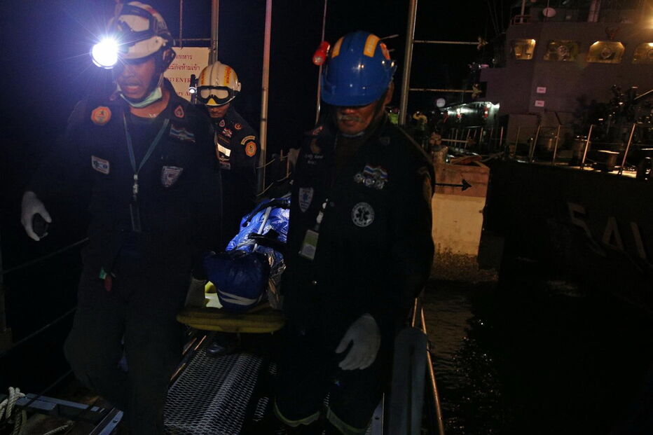 Quatro voluntários feridos em acidente nas operações de resgate das crianças