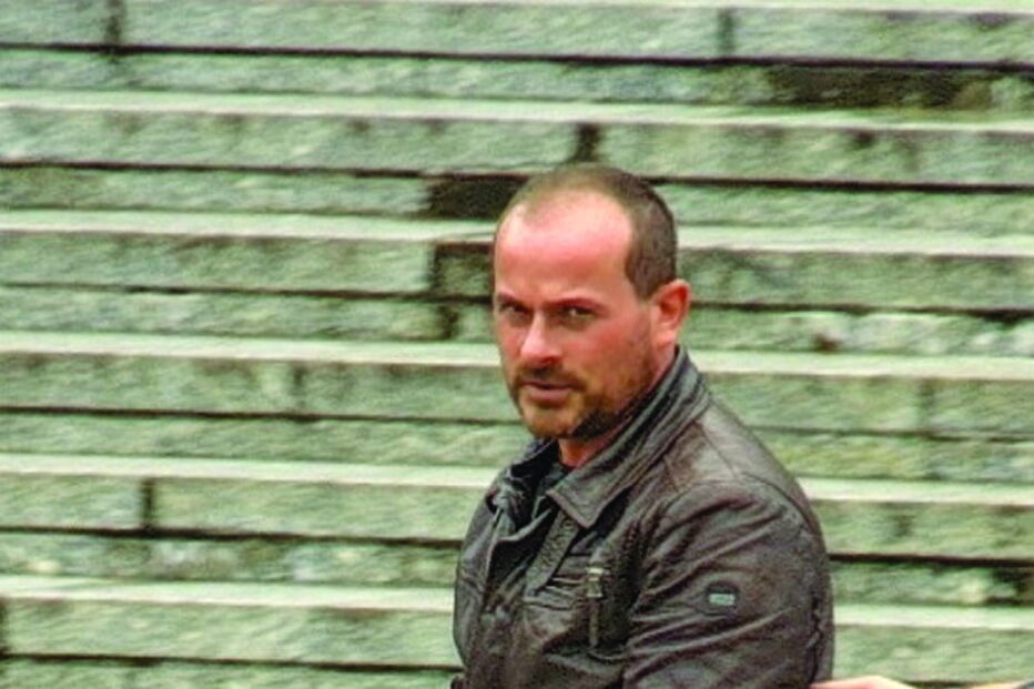 Mário Fernandes é um dos membros de gang que assaltava moradias de luxo. Está em prisão preventiva