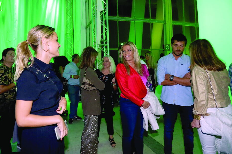 Lourenço Ortigão e Kelly Bailey continuam sem posar juntos