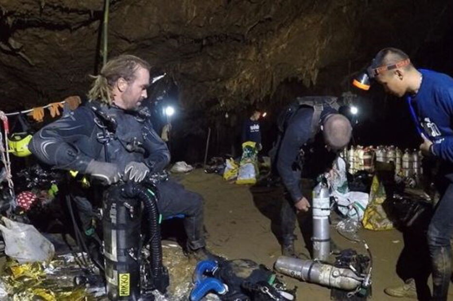 2018-07-11_10_23_10 Preparação material mergulho.JPG