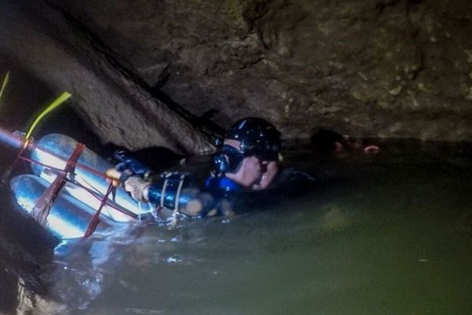 2018-07-11_10_23_11 botijas de agua.JPG