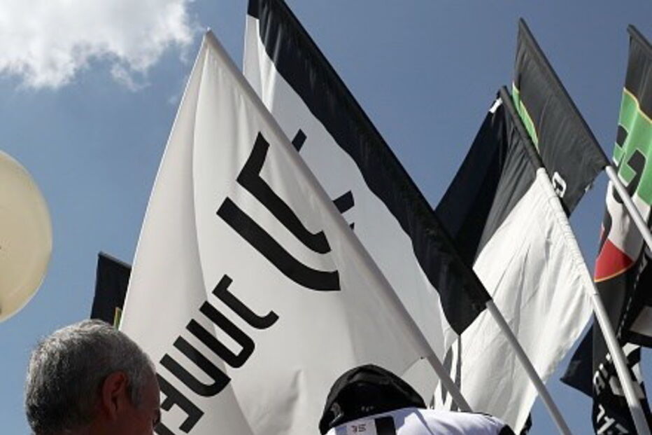 2018-07-11_15_29_58 993305576-594x594.jpg