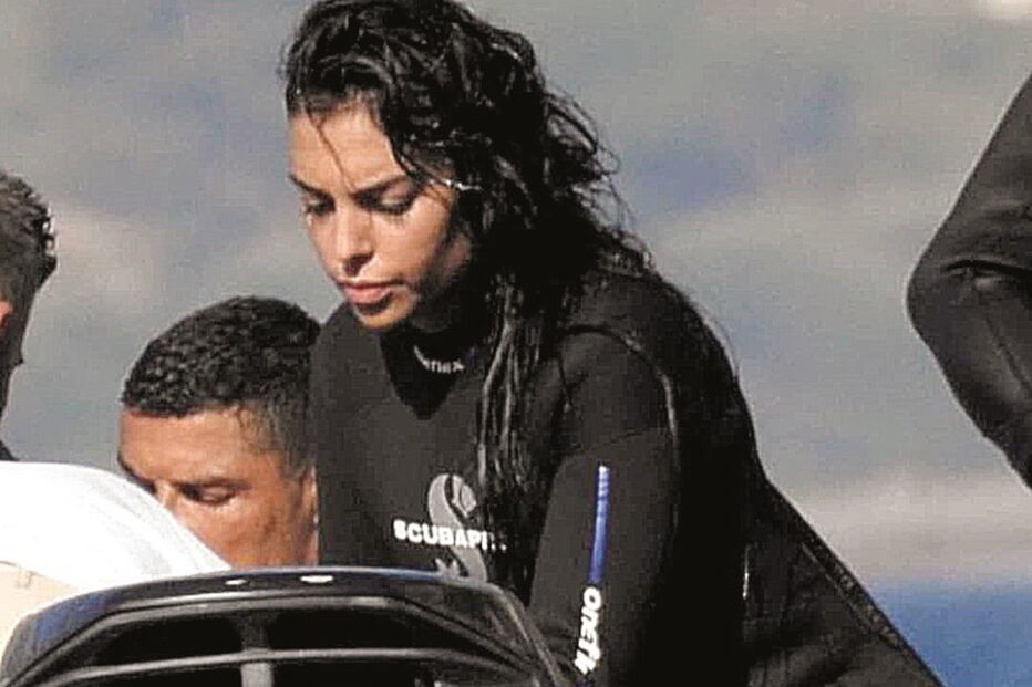 Ronaldo e Georgina aproveitaram as férias para fazer mergulho 