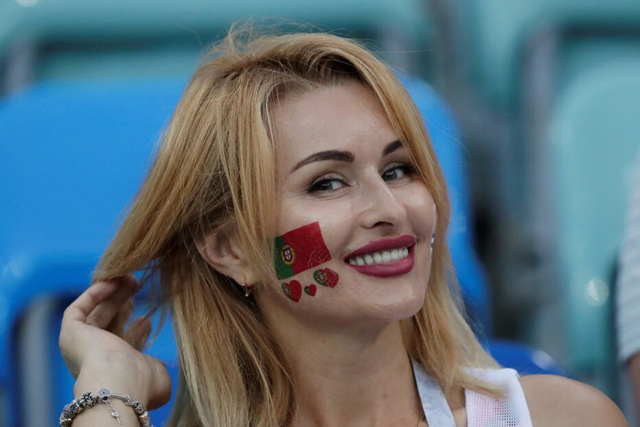 Adeptas deslumbram nas bancadas do Mundial