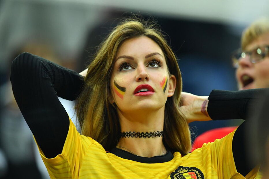 Adeptas deslumbram nas bancadas do Mundial